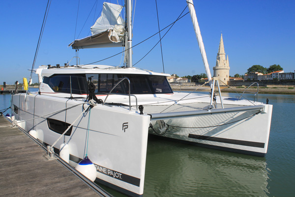 Bateau de 18 places